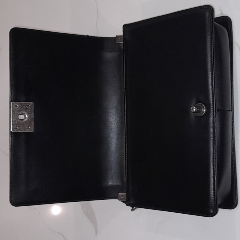 Authentic Chanel Boy Bag Crossbody in Black - Picture 7 of 15